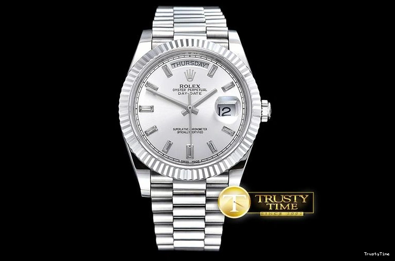 0203 RDD0206C – DayDate Trendsetting 670